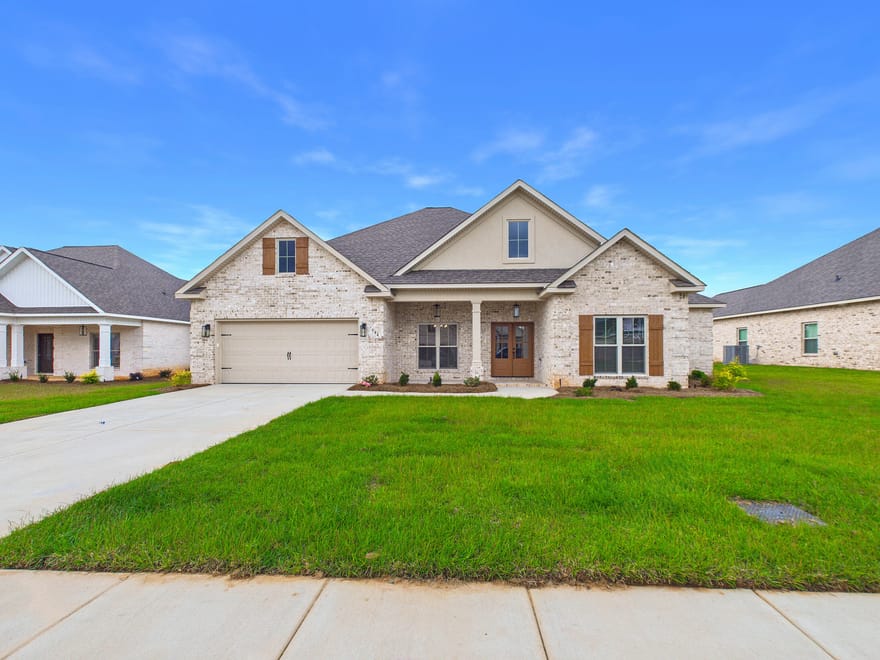 144 Woodwinds Court, Kathleen, Georgia