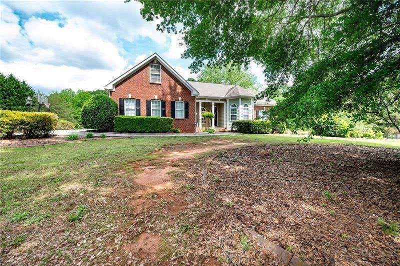 1510 Pecan Plantation Court, Loganville, Georgia