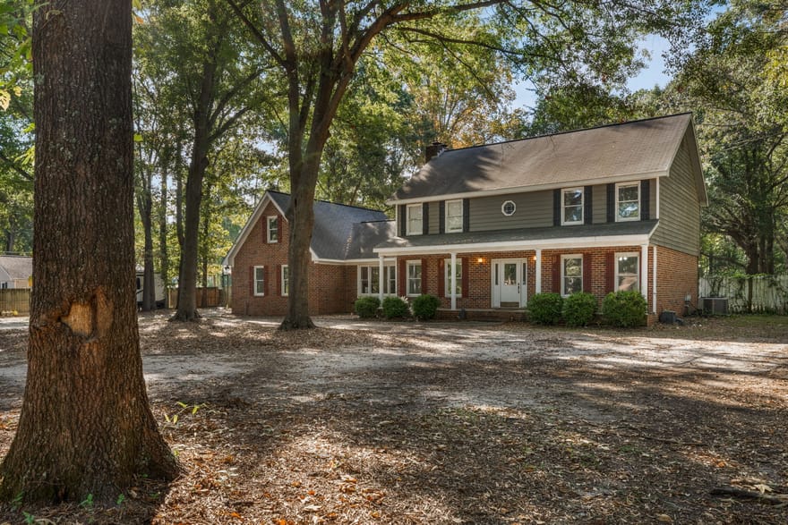 124 Quail Run Drive, Warner Robins, Georgia