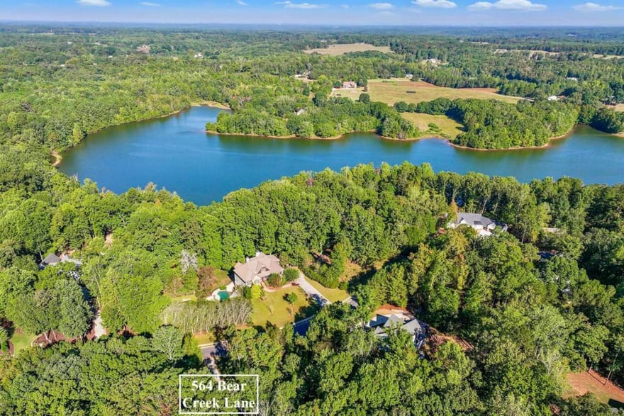 564 Bear Creek Lane, Bogart, Georgia