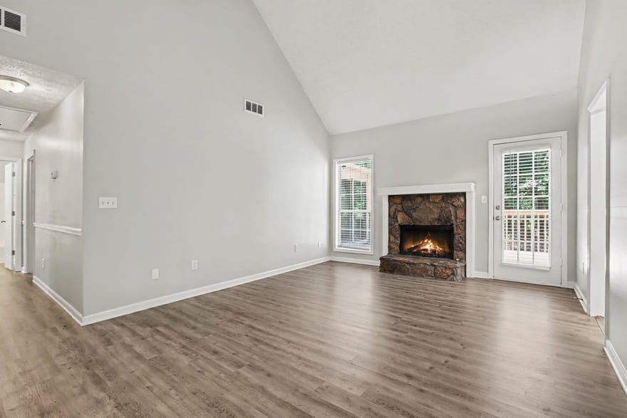 5920 Rolling Oaks Drive, Cumming, Georgia