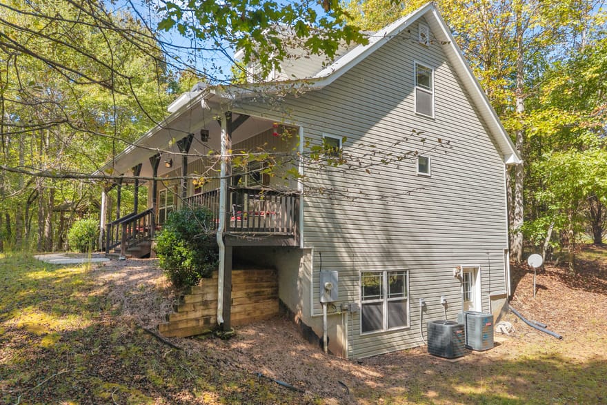 576 Stanley Nix Road, Cleveland, Georgia