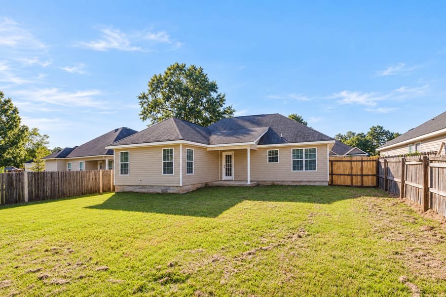 216 Laurel Woods Drive, Warner Robins, Georgia
