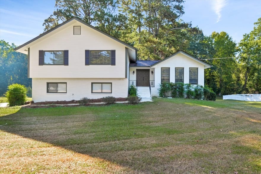 150 Thornton Drive, Fayetteville, Georgia