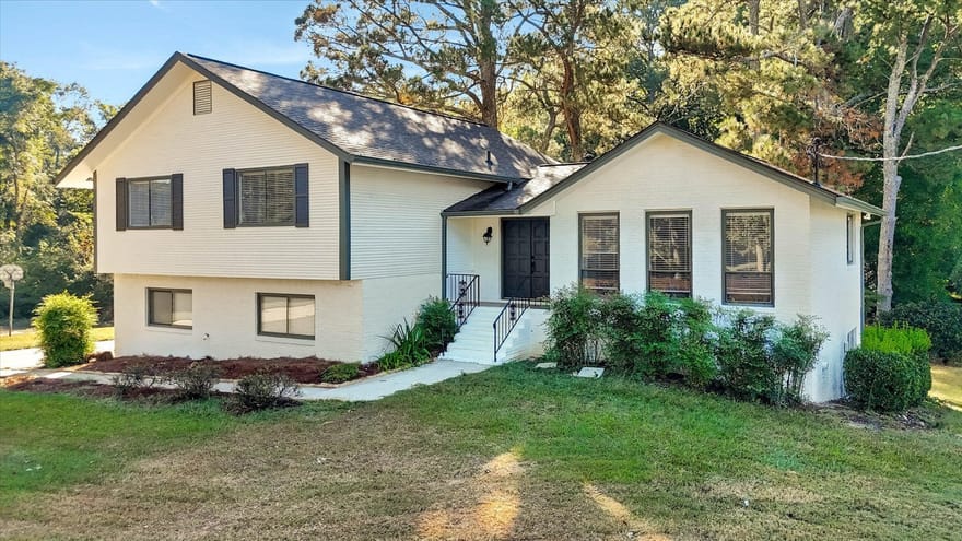 150 Thornton Drive, Fayetteville, Georgia