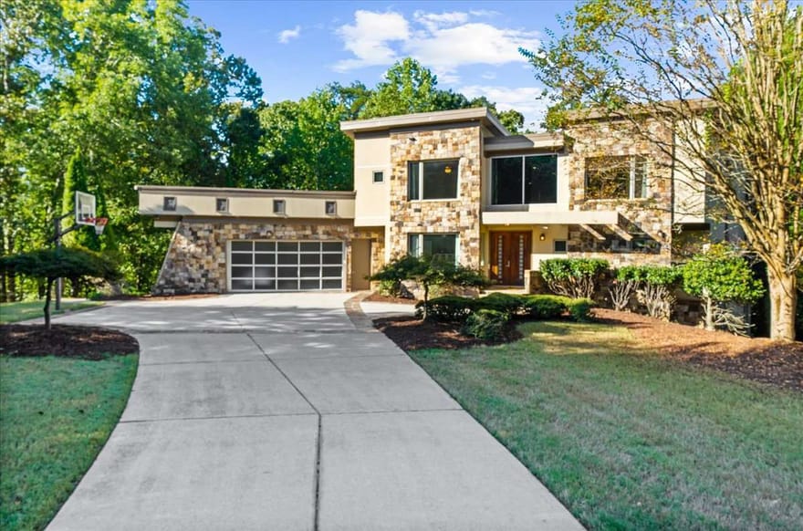 561 Bayberry Crossing Drive, Gainesville, Georgia