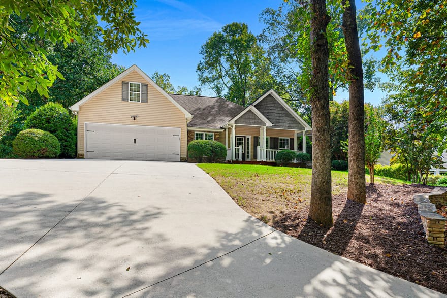 5476 Speckled Wood Lane, Gainesville, Georgia