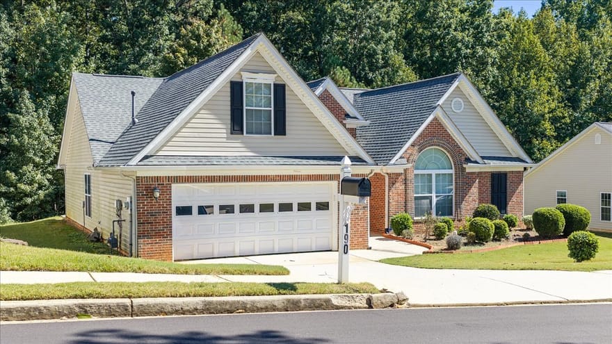 190 Meadowbrook Court, Covington, Georgia