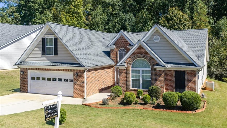 190 Meadowbrook Court, Covington, Georgia