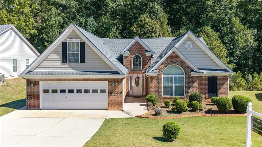 190 Meadowbrook Court, Covington, Georgia