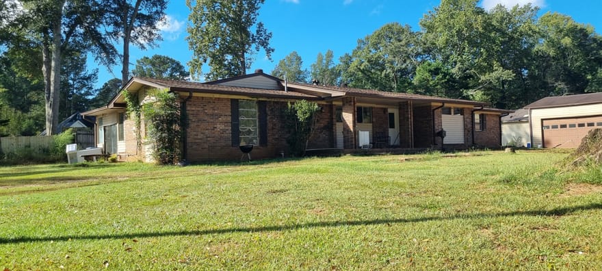 1054 Roscoe Road, Newnan, Georgia