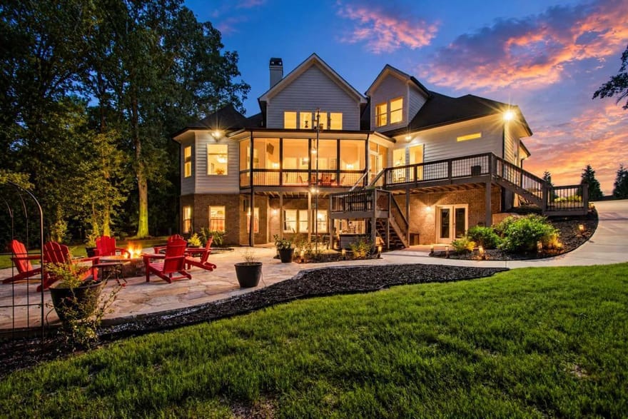 5392 Retreat Drive, Flowery Branch, Georgia