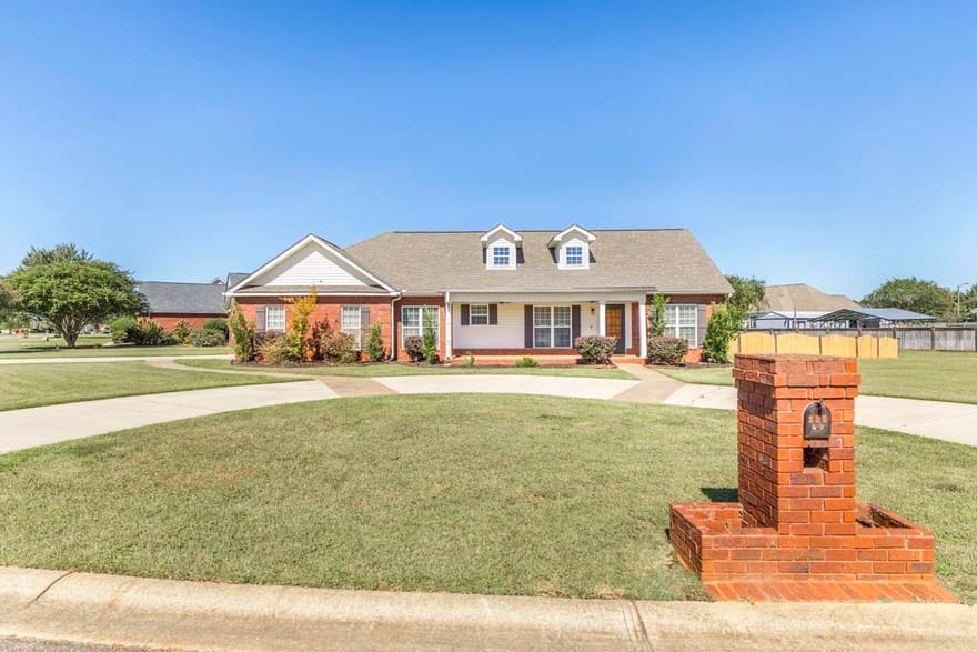 256 Ellicott Drive, Warner Robins, Georgia