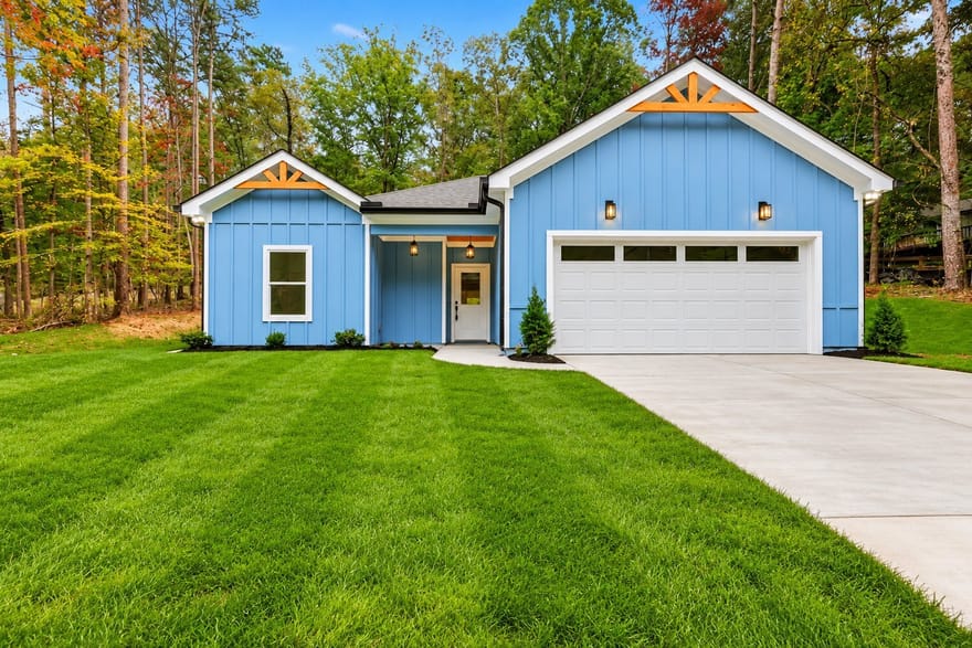 3925 Pine Tree Lane, Gainesville, Georgia