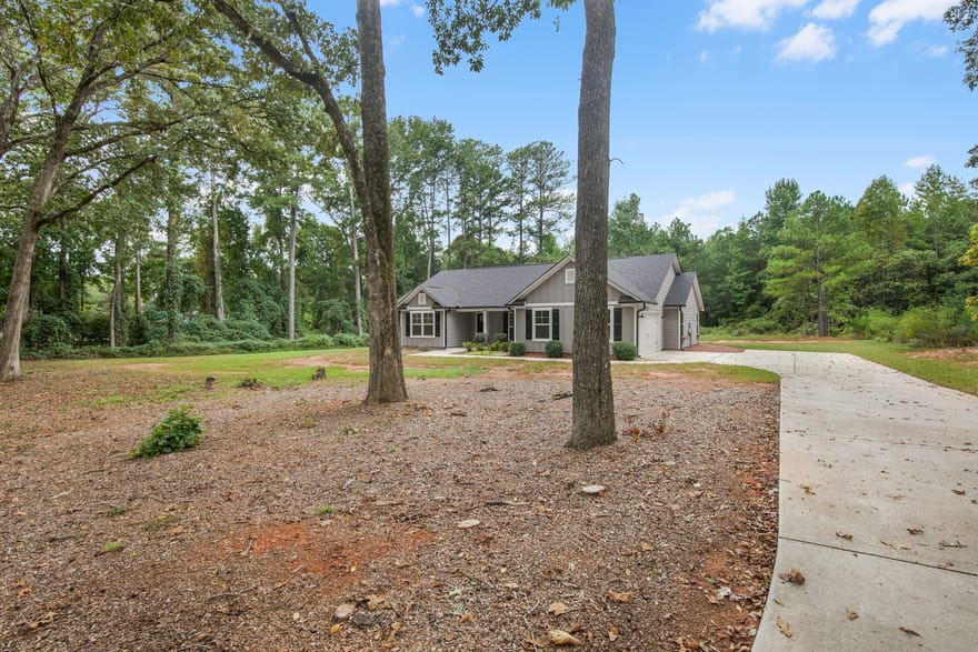 1788 Standing Rock Road, Senoia, Georgia