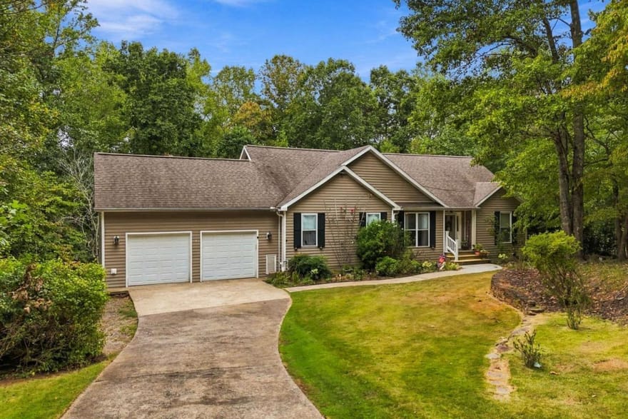 226 Arrow Wood Drive, Waleska, Georgia