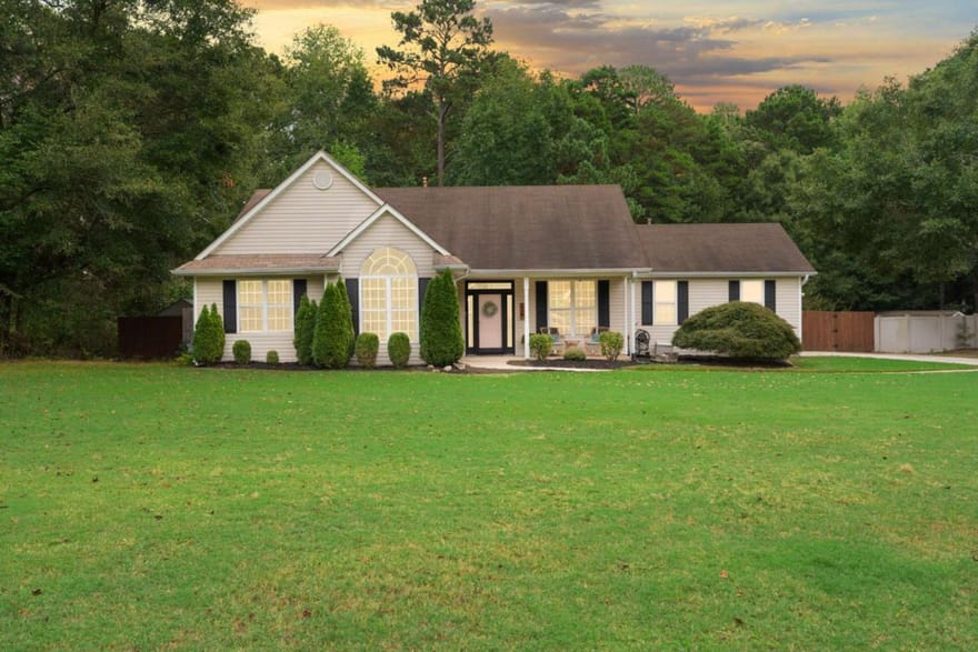 10 Chemin Place, Sharpsburg, Georgia