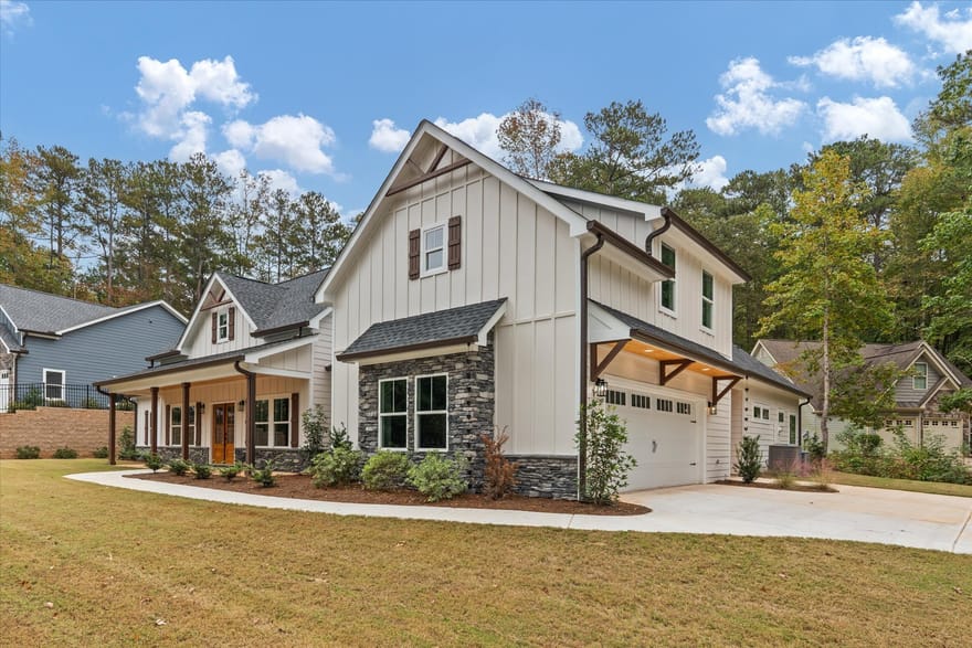 10040 Lakeview Parkway, Villa Rica, Georgia