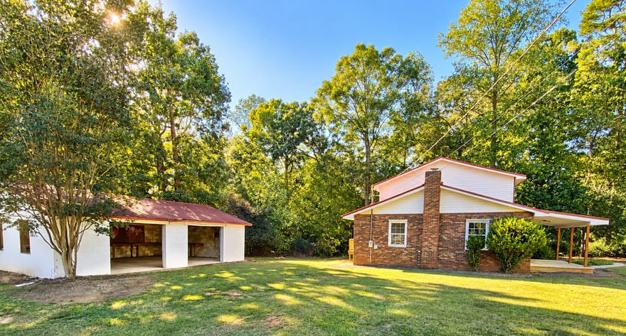 348 Knottywood Drive, Lavonia, Georgia