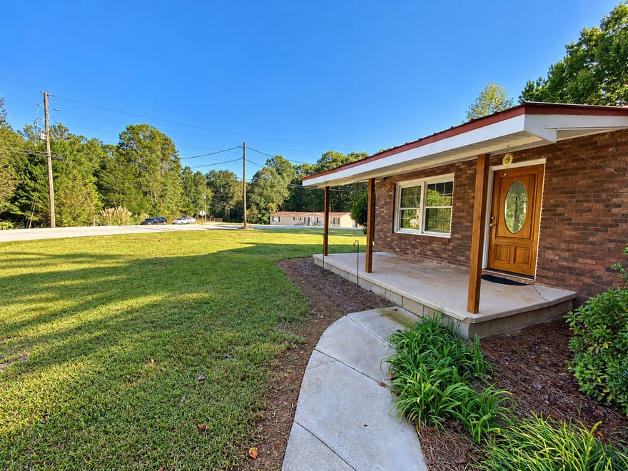348 Knottywood Drive, Lavonia, Georgia