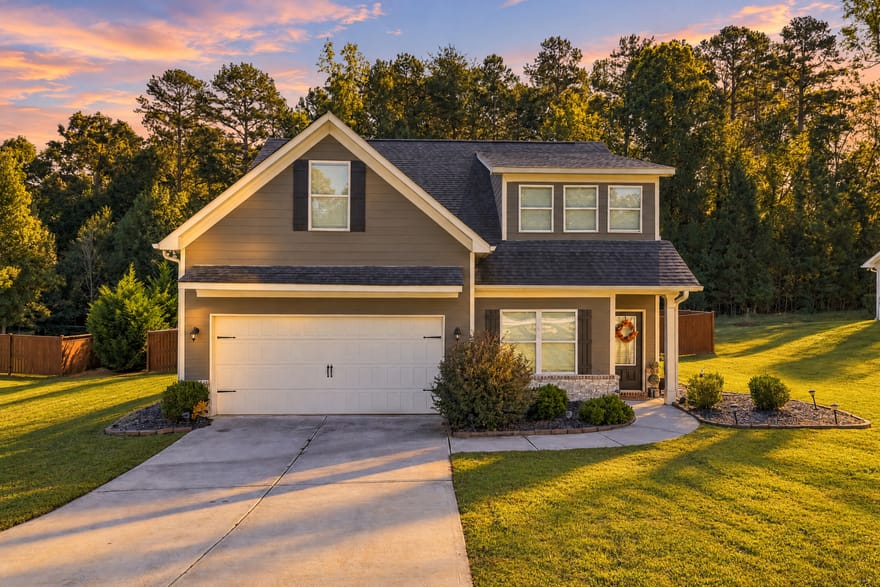 130 Huntington Manor Court, Cornelia, Georgia