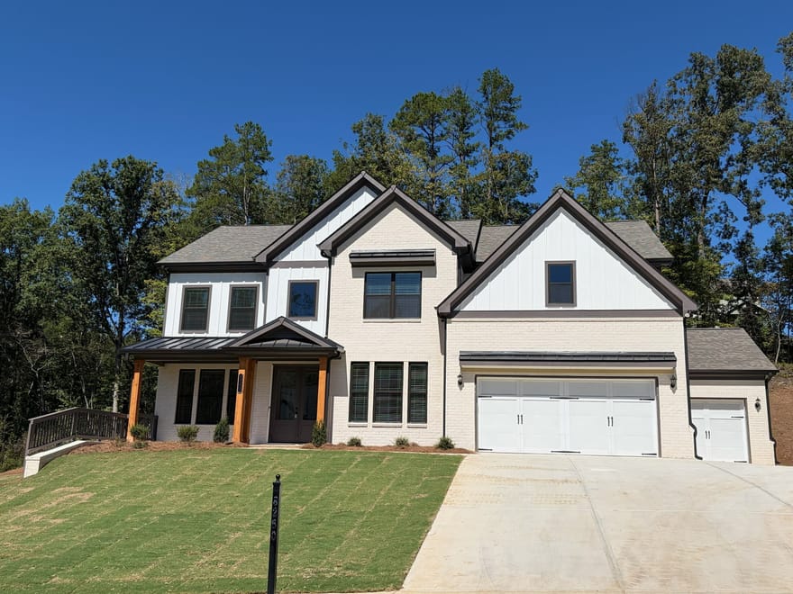 8260 Crooked Creek Drive, Cumming, Georgia