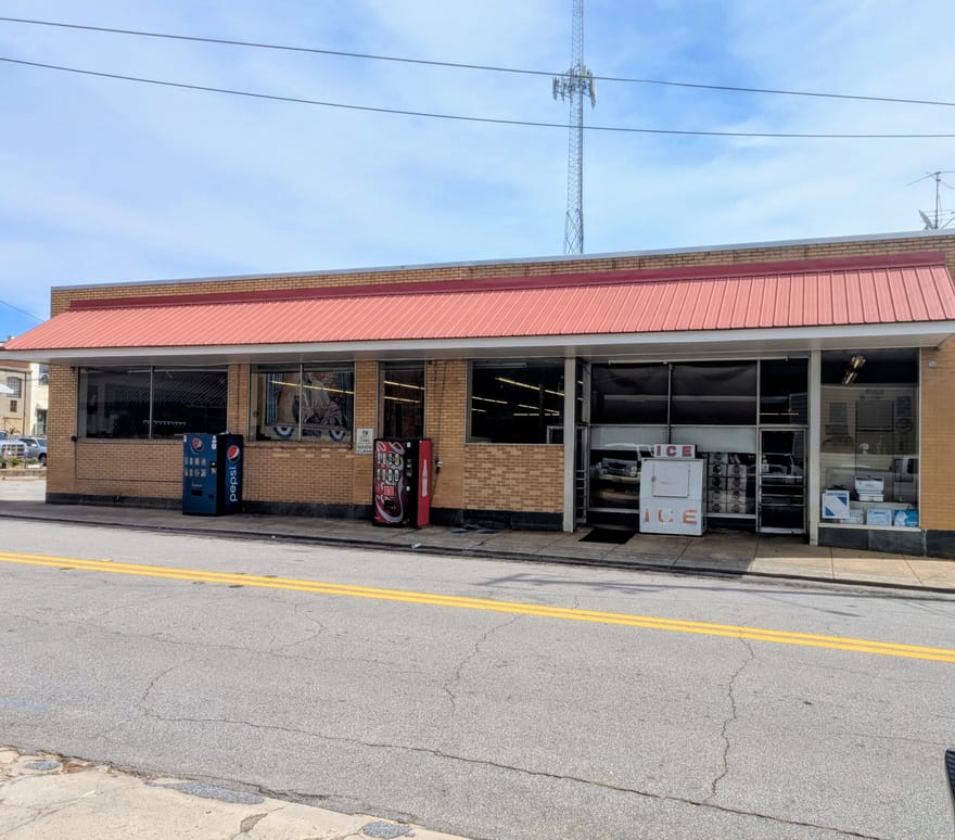 115 Spring, Washington, Georgia