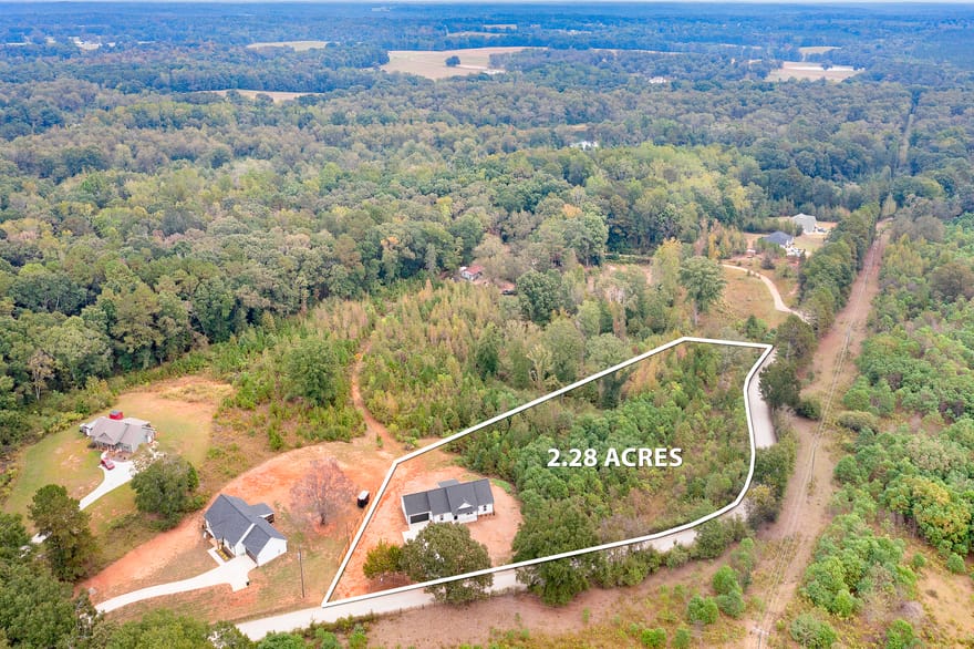 1395 Edwards Road, Yatesville, Georgia