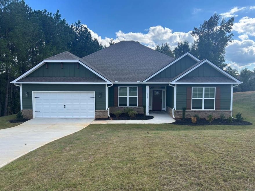 1024 Holliday Pass, Griffin, Georgia