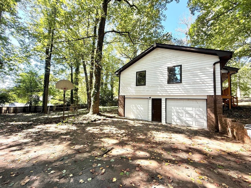 4100 Oak Stone Drive, Douglasville, Georgia