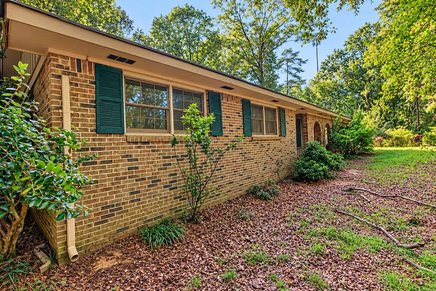 1847 W Hightower Trial, Conyers, Georgia