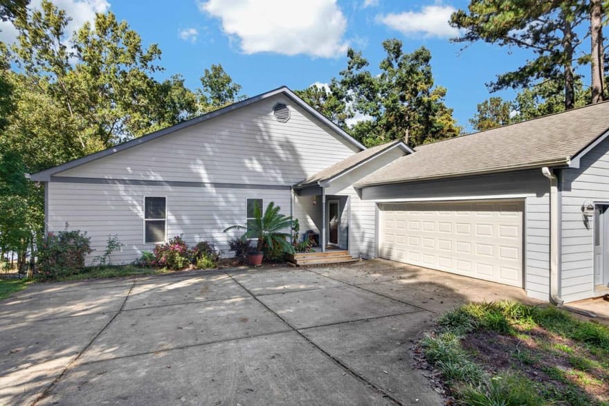265 E River Bend Drive, Eatonton, Georgia