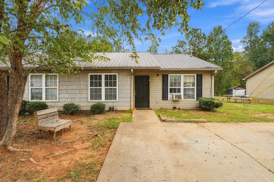 324 Avalon Drive, Carrollton, Georgia
