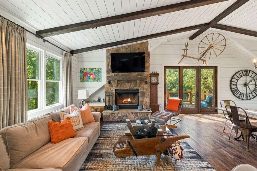 619 Young Stone Drive, Mineral Bluff, Georgia