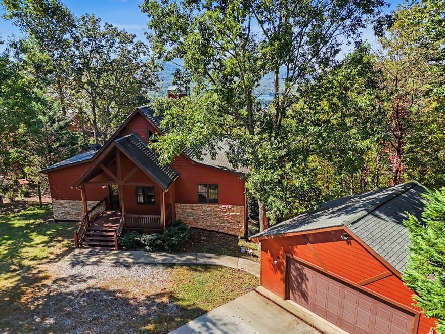 40 Teagan Way, Hiawassee, Georgia