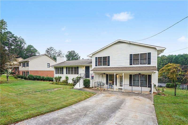 4238 Rocky Ledge Way, Snellville, Georgia