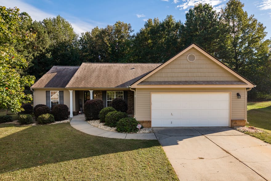 246 Bryant Drive, Hull, Georgia