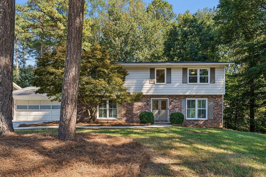 4613 Sharon Valley Court, Atlanta, Georgia