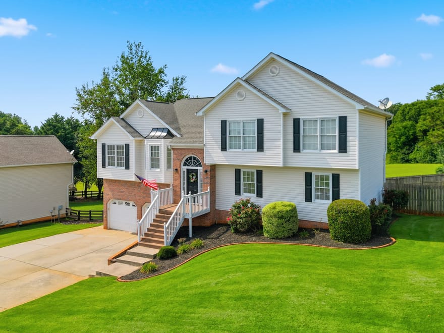 6 Cain Drive, Cartersville, Georgia