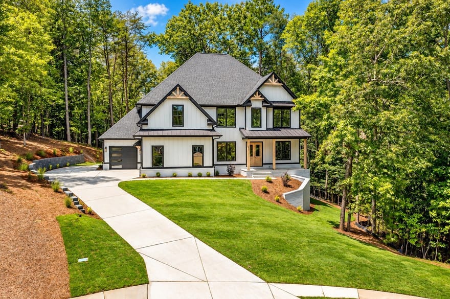 6008 Tradewinds Cove, Gainesville, Georgia