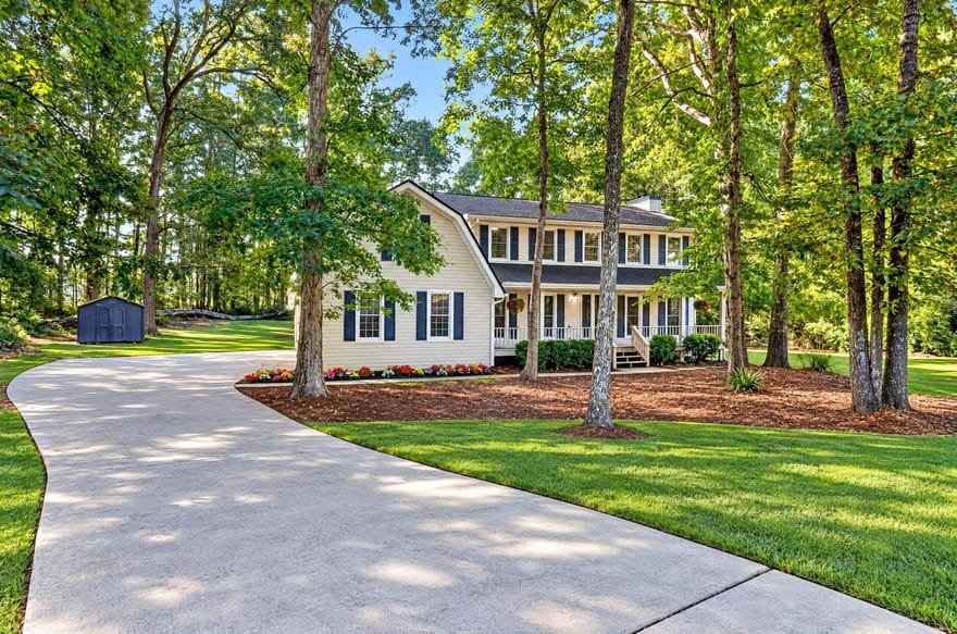 135 Pamela Court, Fayetteville, Georgia