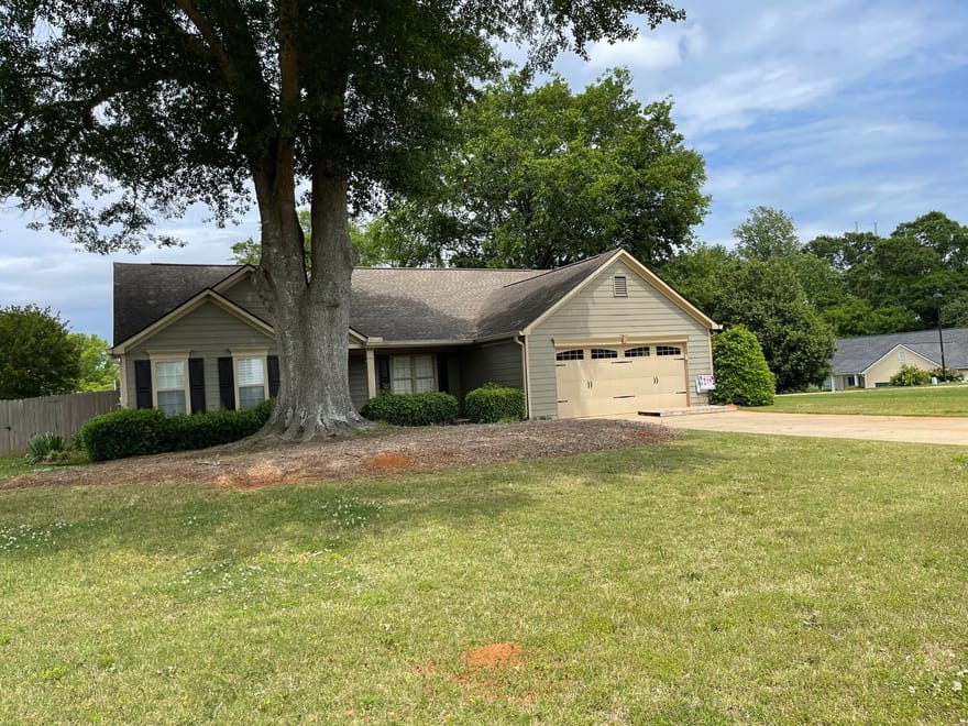 18 Column Court, Douglasville, Georgia