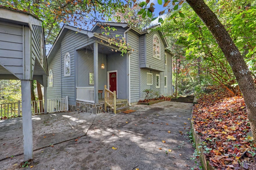 191 Applewood Drive, Tiger, Georgia