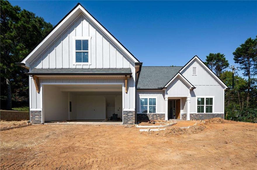133 Oakhurst Terrace NE, Calhoun, Georgia