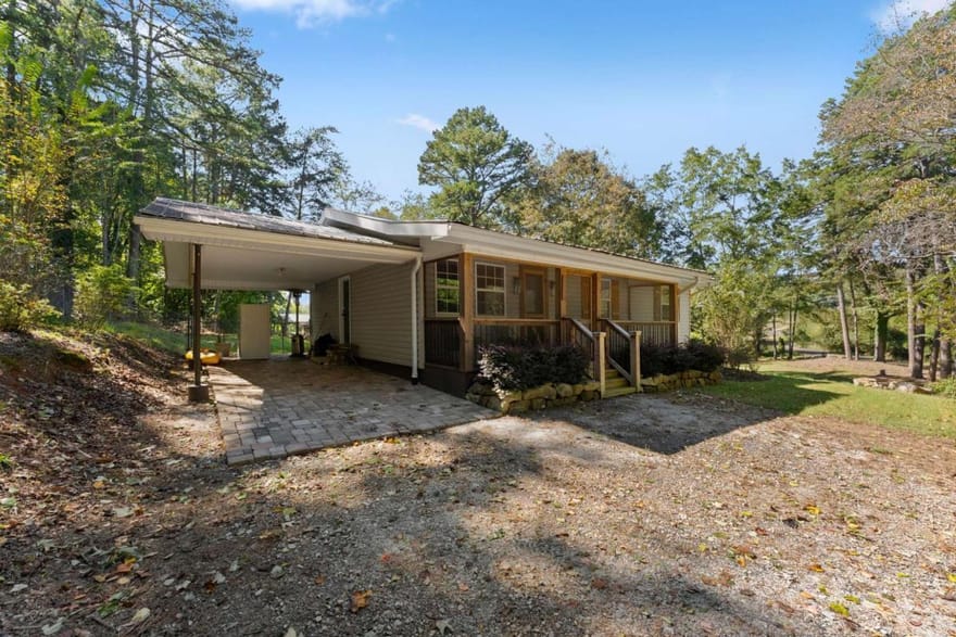 3027 Thrasher Drive, Gainesville, Georgia