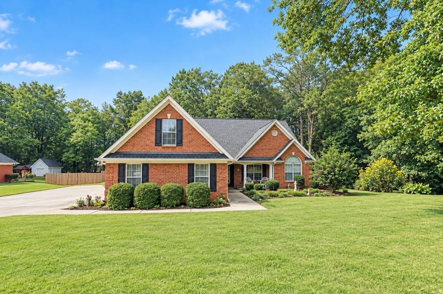 200 Glynnshire Court, Covington, Georgia