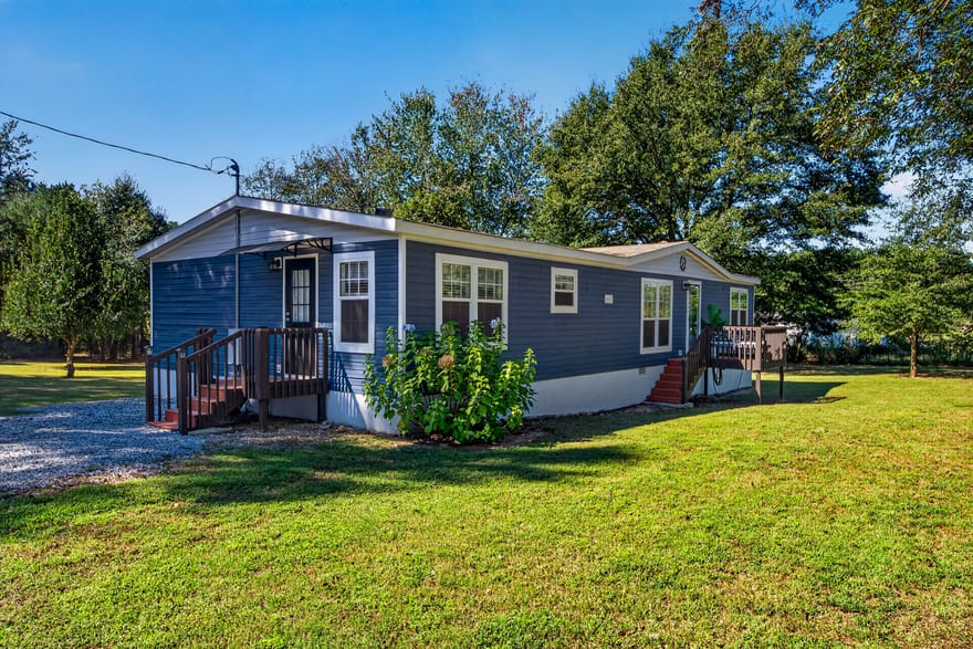 767 Clay Brown Road, Hartwell, Georgia