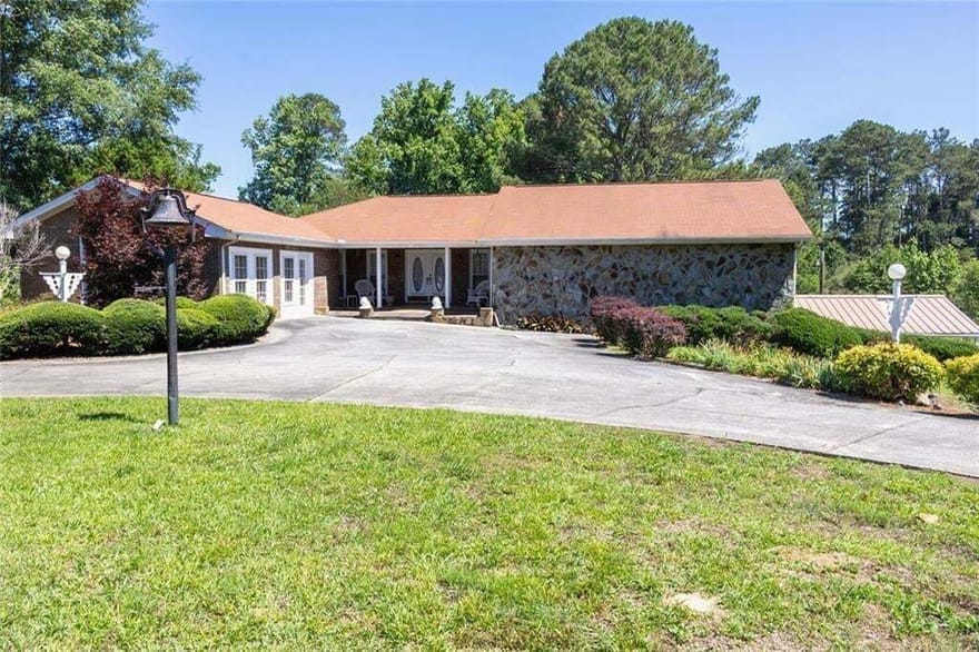 4625 Lovvorn Road, Carrollton, Georgia