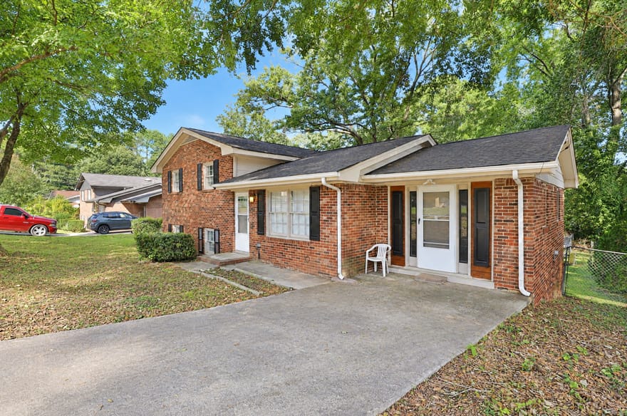 6370 Maddox Road, Morrow, Georgia