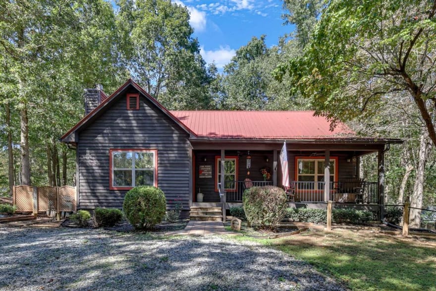 18 Shelter Cove Road, Cleveland, Georgia